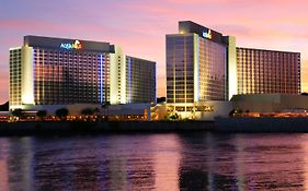 Aquarius Casino Resort  4*